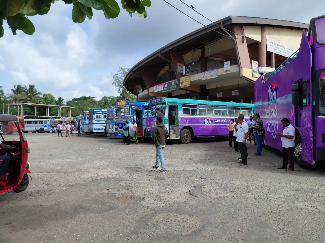 New Bus Stand - Anuradhapura