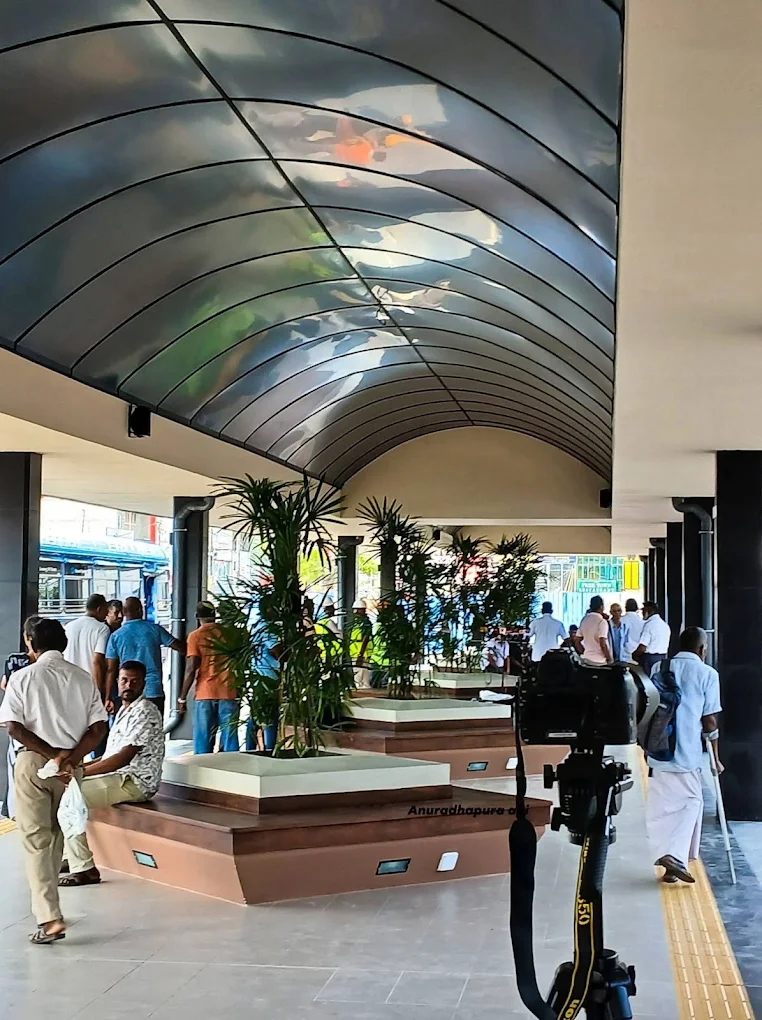 New Bus Stand - Anuradhapura gallery image
